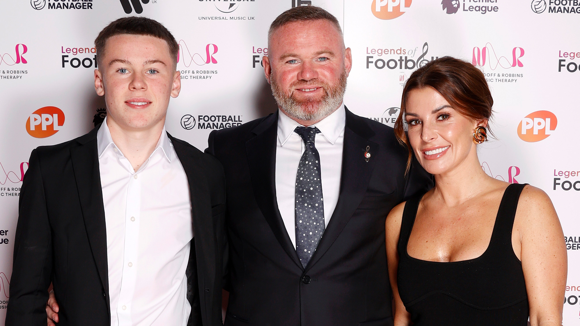 Wayne Rooney poses with glam wife Coleen & Man Utd star son Kai, 14, as he wins award at ‘best night of social calendar’