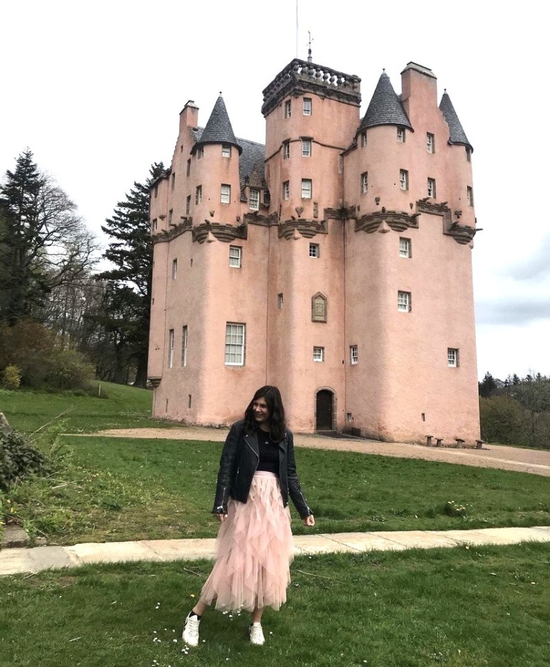 I went to the English pink castle loved by both Disney and Britney