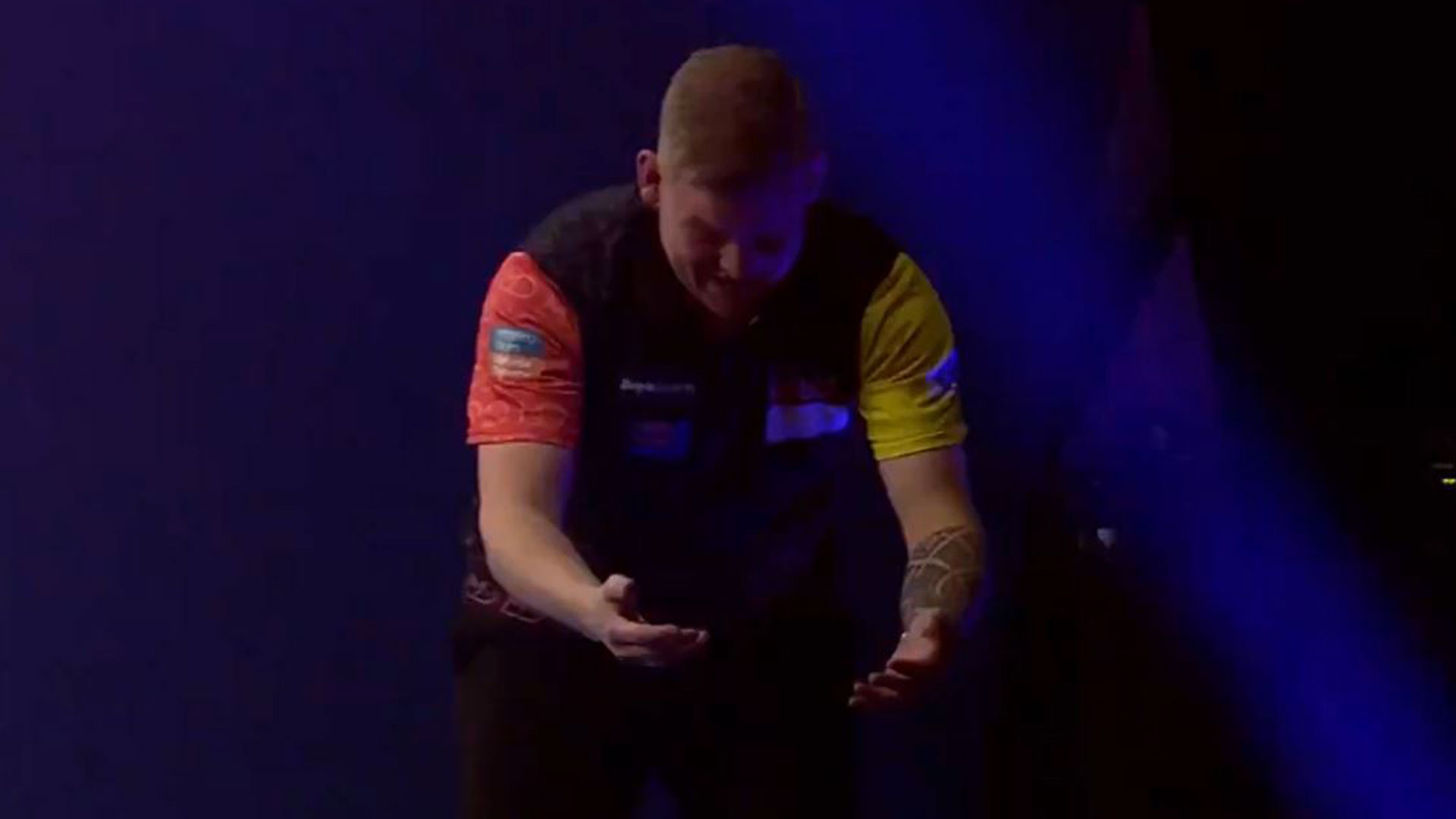 Mike De Decker ignores Sky Sports interview minutes after stunning Luke Humphries to 100-1 World Grand Prix Darts win