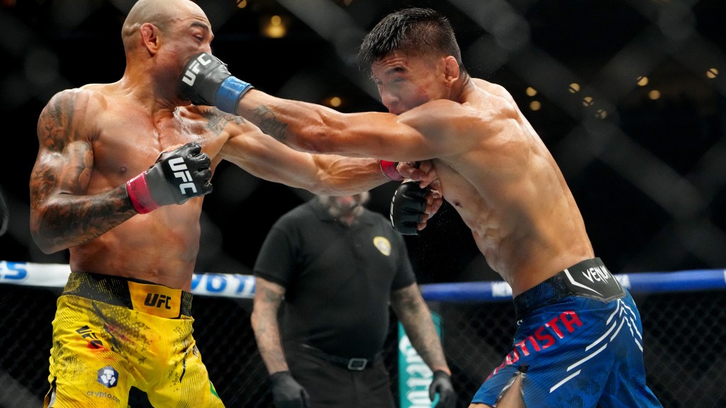 Mario Bautista def. Jose Aldo at UFC 307: Best photos