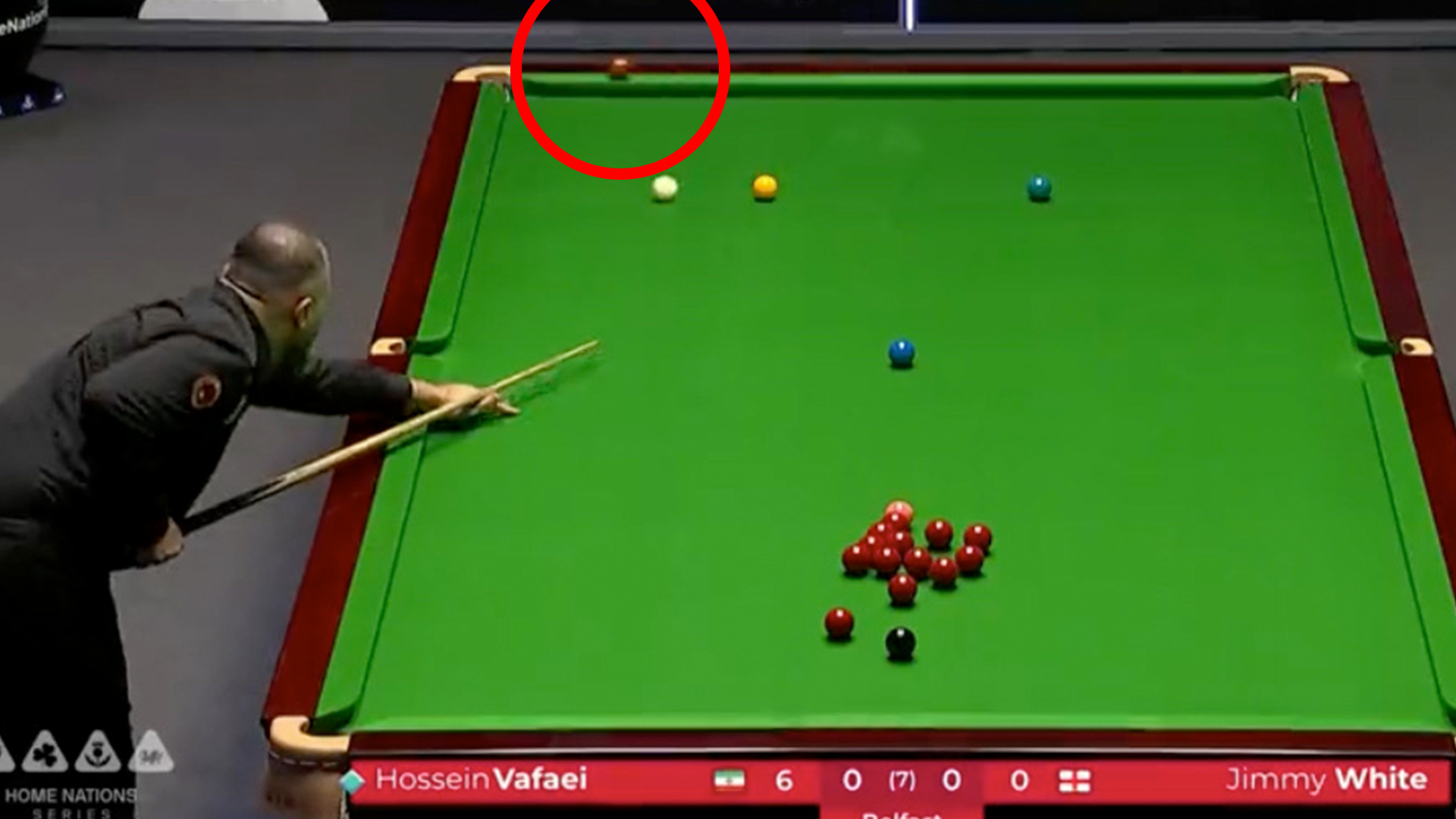 Snooker star somehow pockets 'one in every five year fluke' as commentator forced to confirm whether or not it's legal