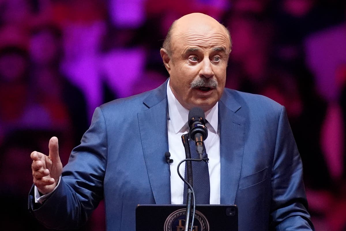 Dr Phil endorses Trump for president at Madison Square Garden rally