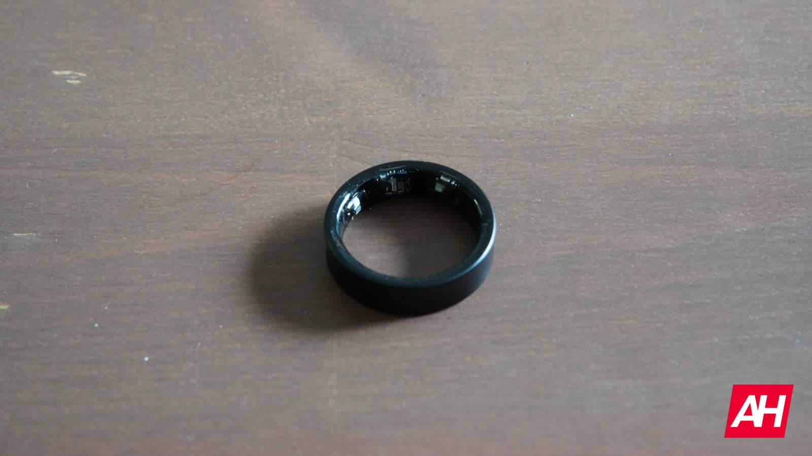 Apple reportedly abandoned its Smart Ring project