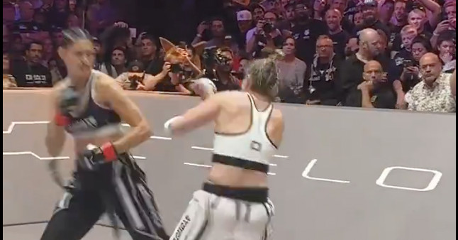 Aline Pereira delivers ‘Pereira left hook’ KO at Karate Combat 50