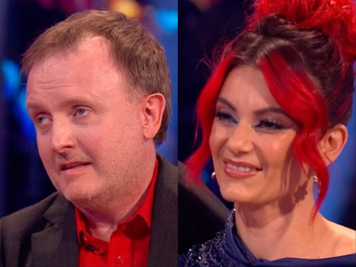 Strictly: Chris McCausland steals show with four-word question to Dianne Buswell