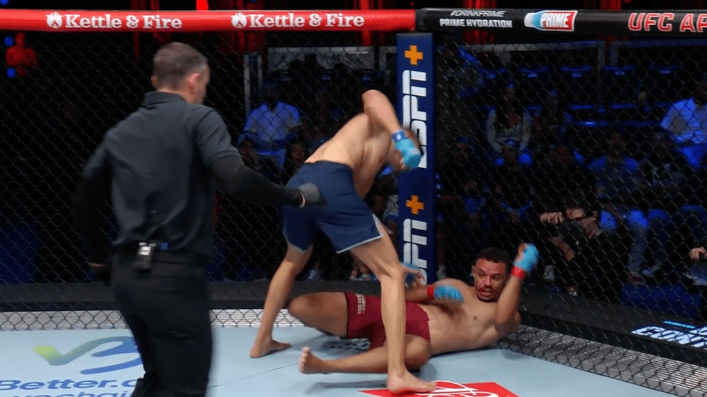 UFC hopeful Islam Dulatov lands nasty elbow knockout for Dana White