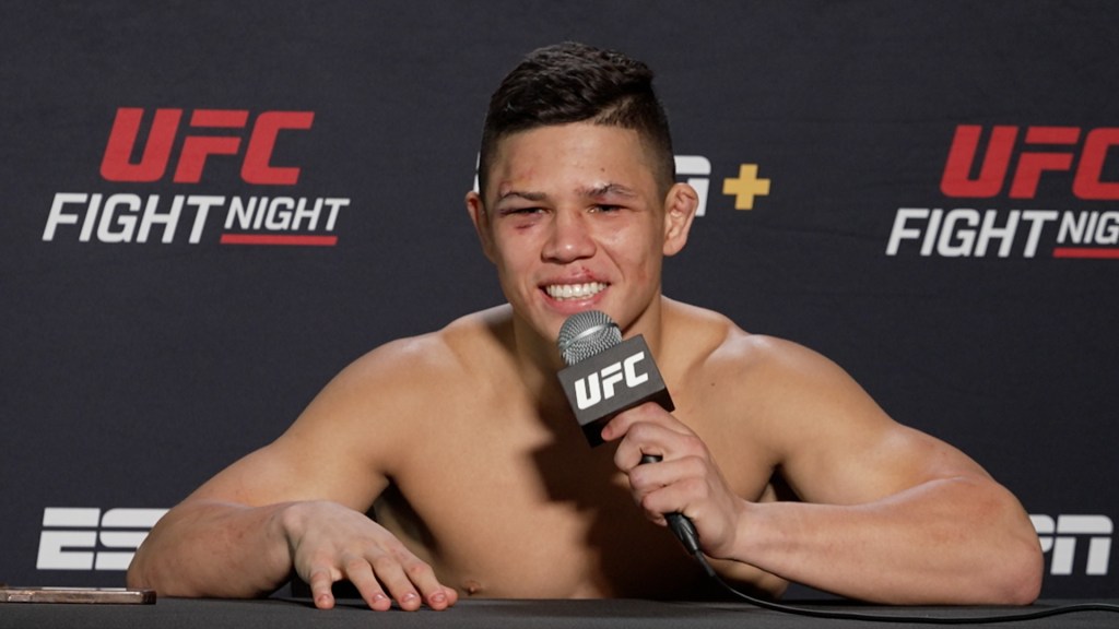 Jean Matsumoto hoping for day his coach-dad can be back in UFC corner