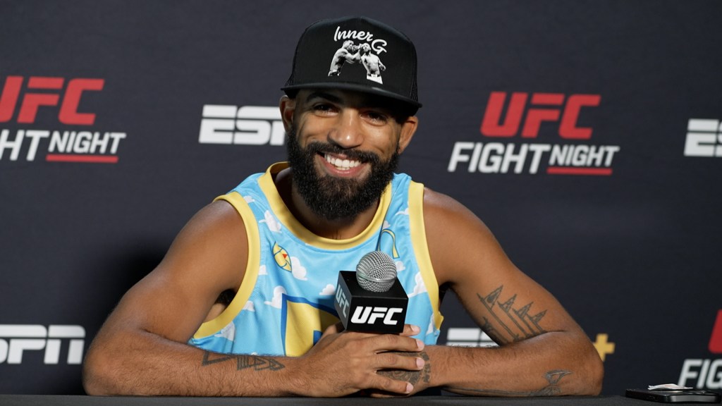 Johnson plans bonus-winning finish of Mudaerji at UFC Fight Night 245