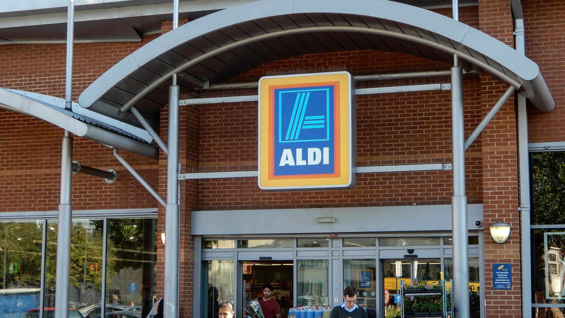 Aldi confirms much-loved chocolate bar has been axed as shoppers say 'please bring it back'