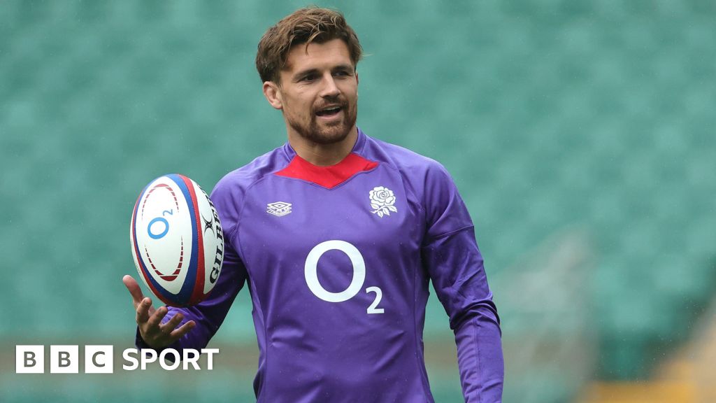 Slade and Curry return for England, but Mitchell out