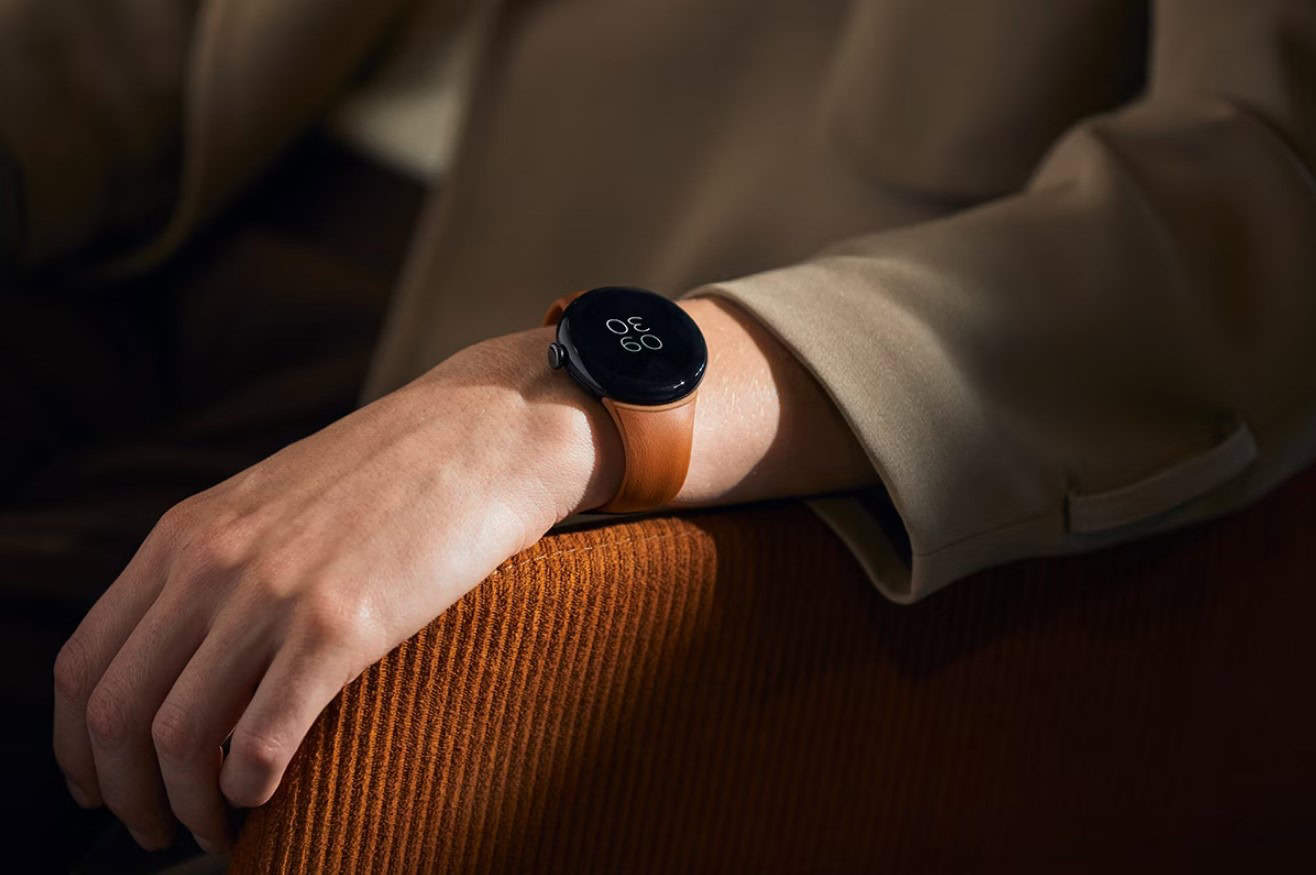 Bellroy's new Pixel Watch Strap is made from certified fine leather