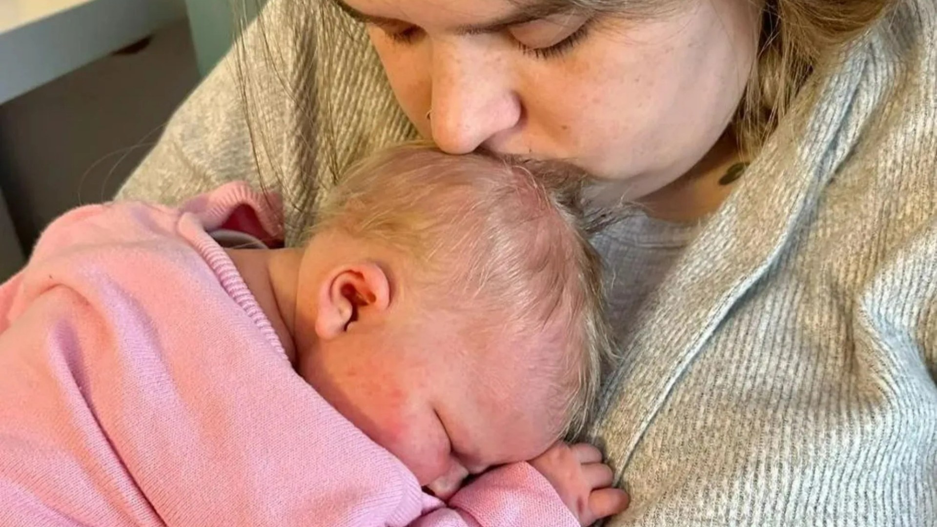 Newborn baby girl died after ambulance took more than 30 minutes to arrive when mum noticed she was 'stone cold'