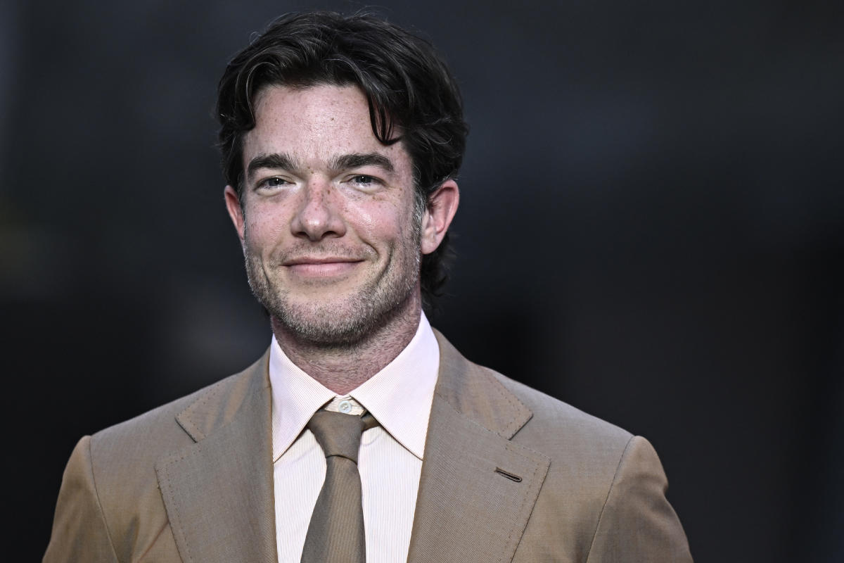 John Mulaney will host a live variety talk show on Netflix