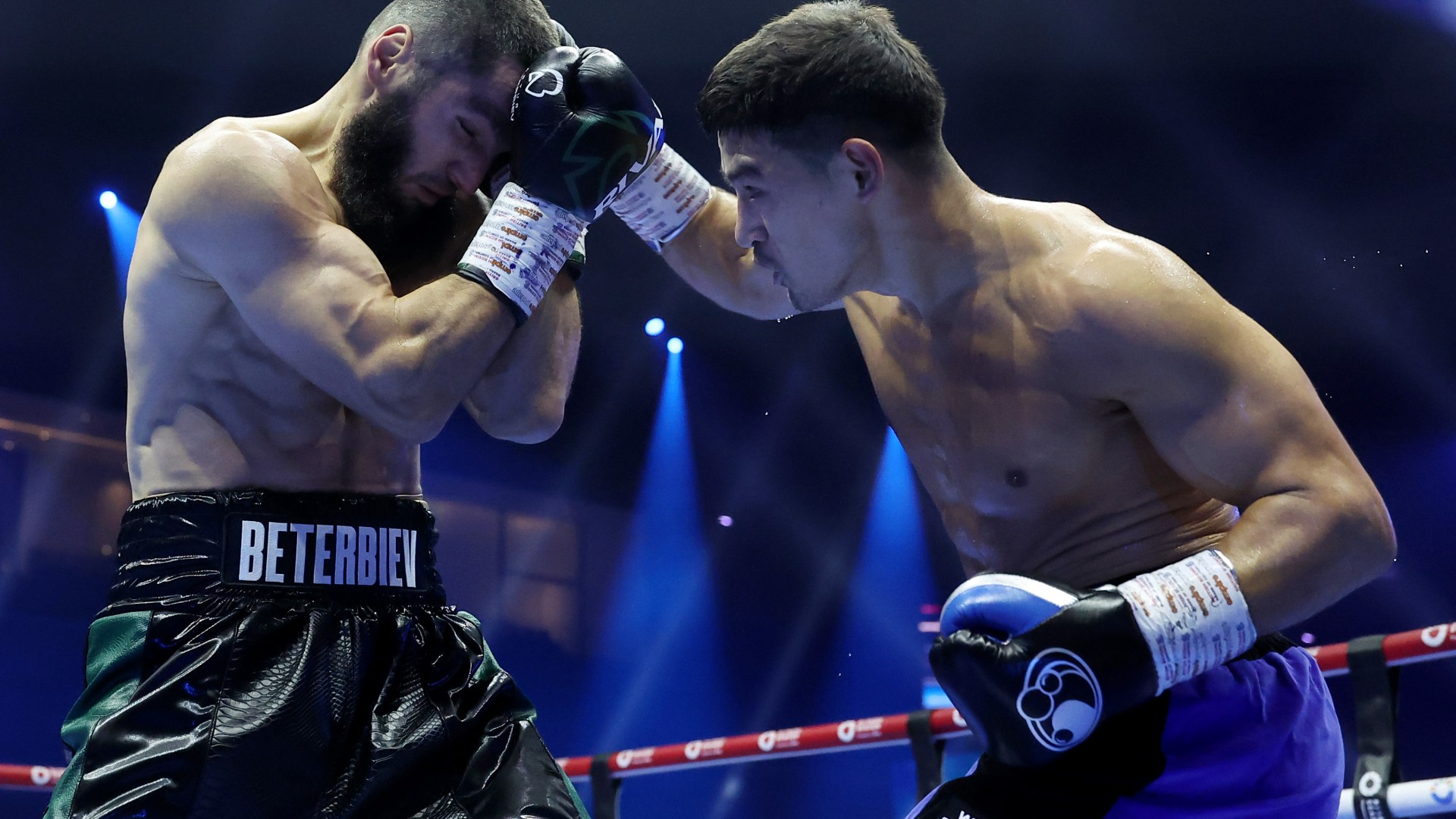 Artur Beterbiev vs Dmitry Bivol fight breaks protocol with unconventional announcement in Riyad