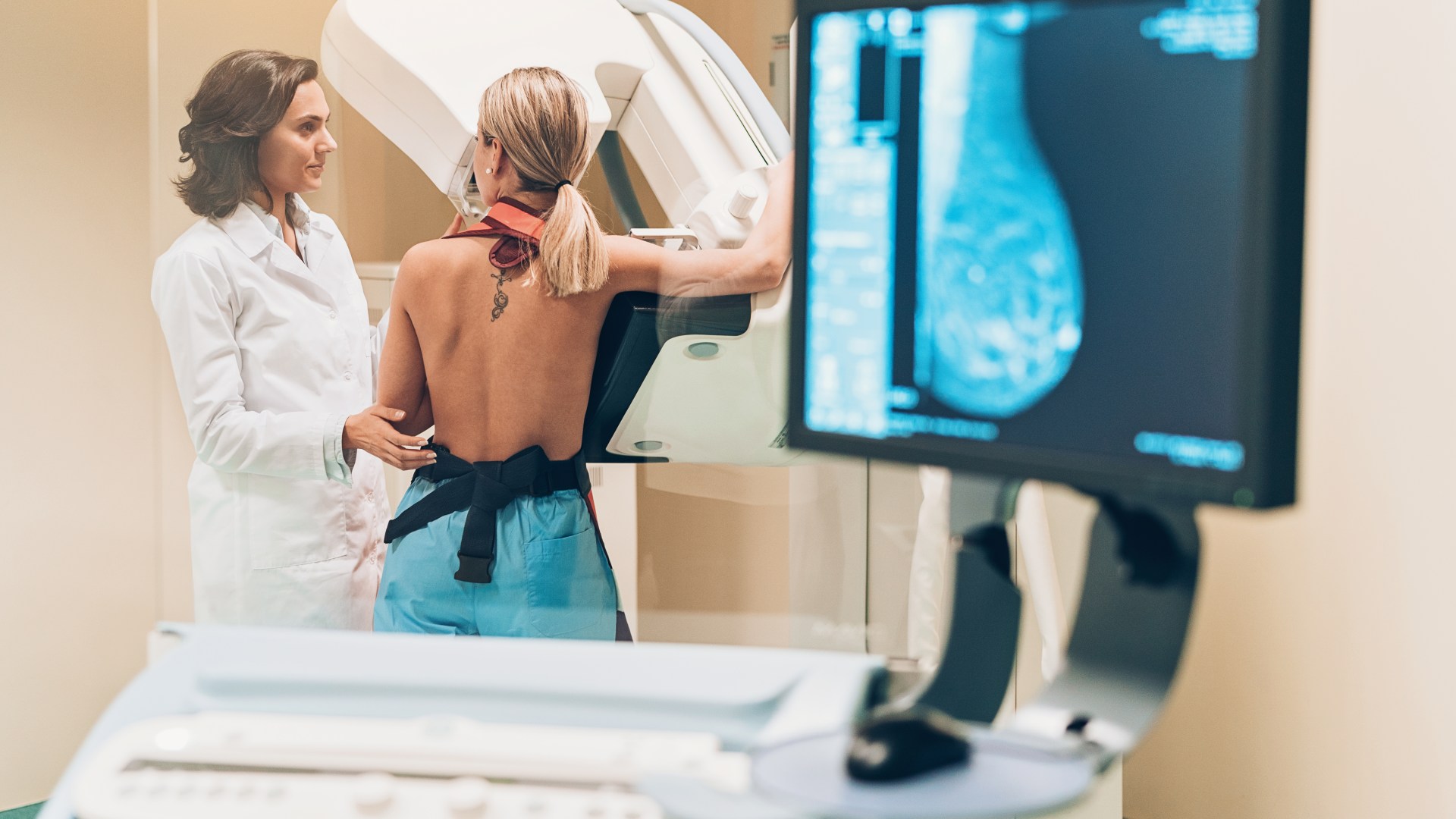 Women to self-refer for life-saving breast cancer scans without going to the GP first under new fast-track scheme – The Sun