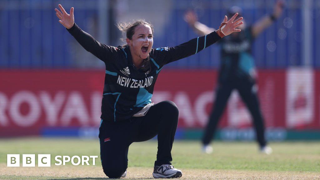 Women's T20 World Cup: New Zealand beat Sri Lanka to stay in semi-final picture