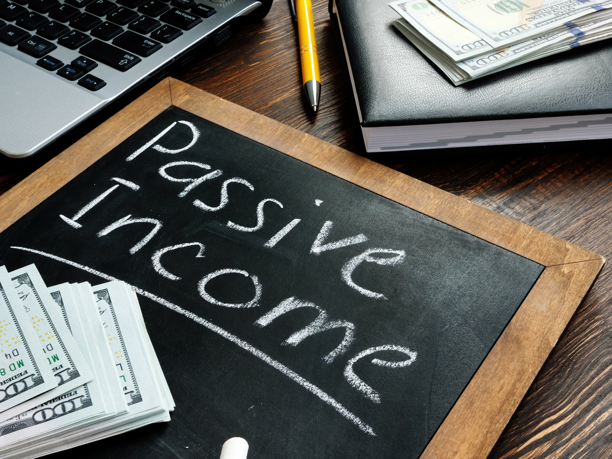 Why I'm Loading Up on These 3 High-Dividend ETFs for Passive Income