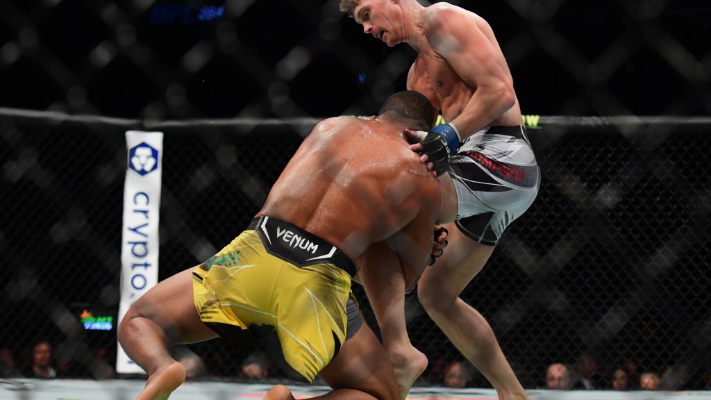 Stephen Thompson thinks Joaquin Buckley’s ‘ego’ will hurt him