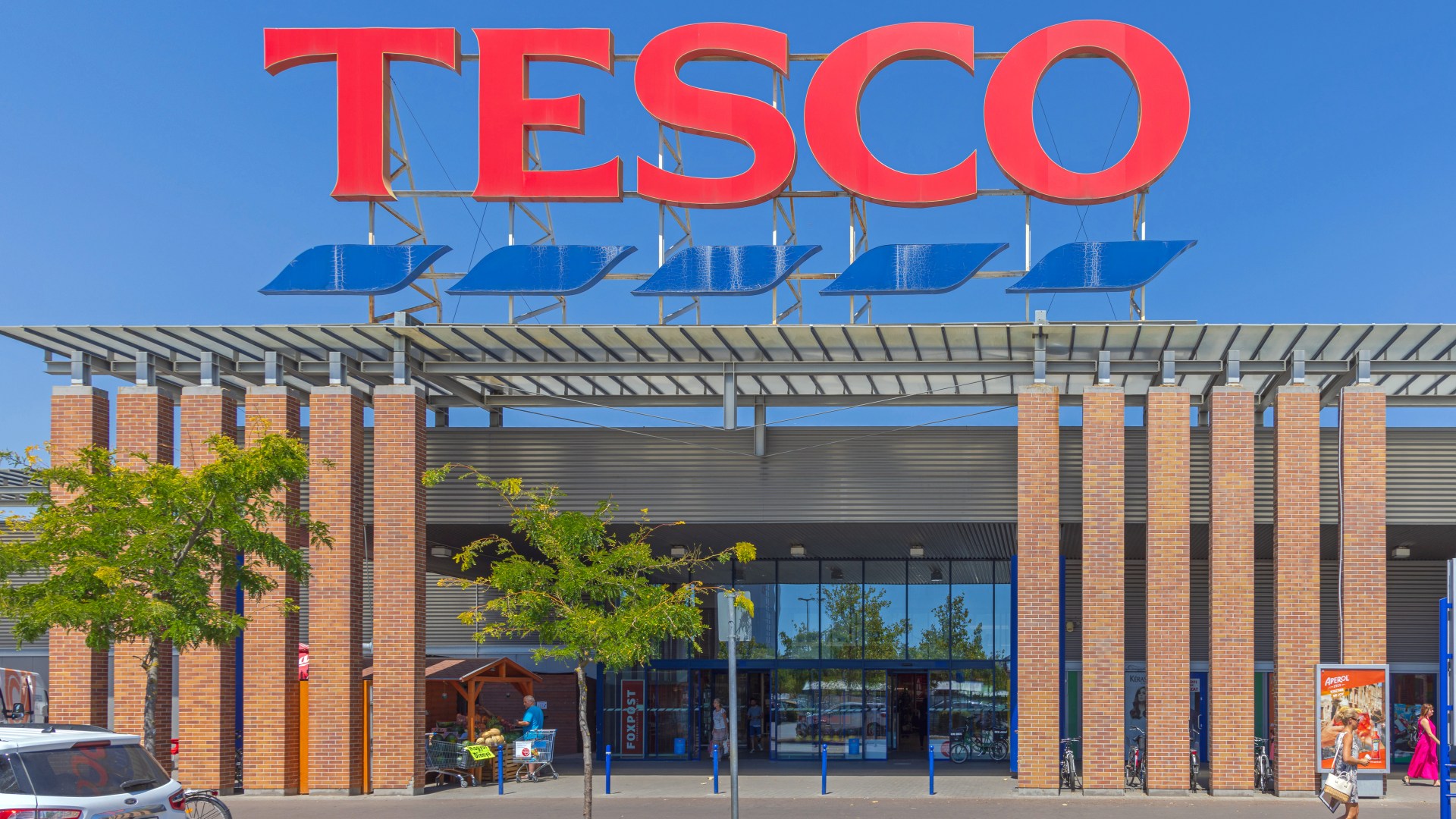 Tesco issues one-week reminder to anyone saving for Christmas - can you get a bonus payment?