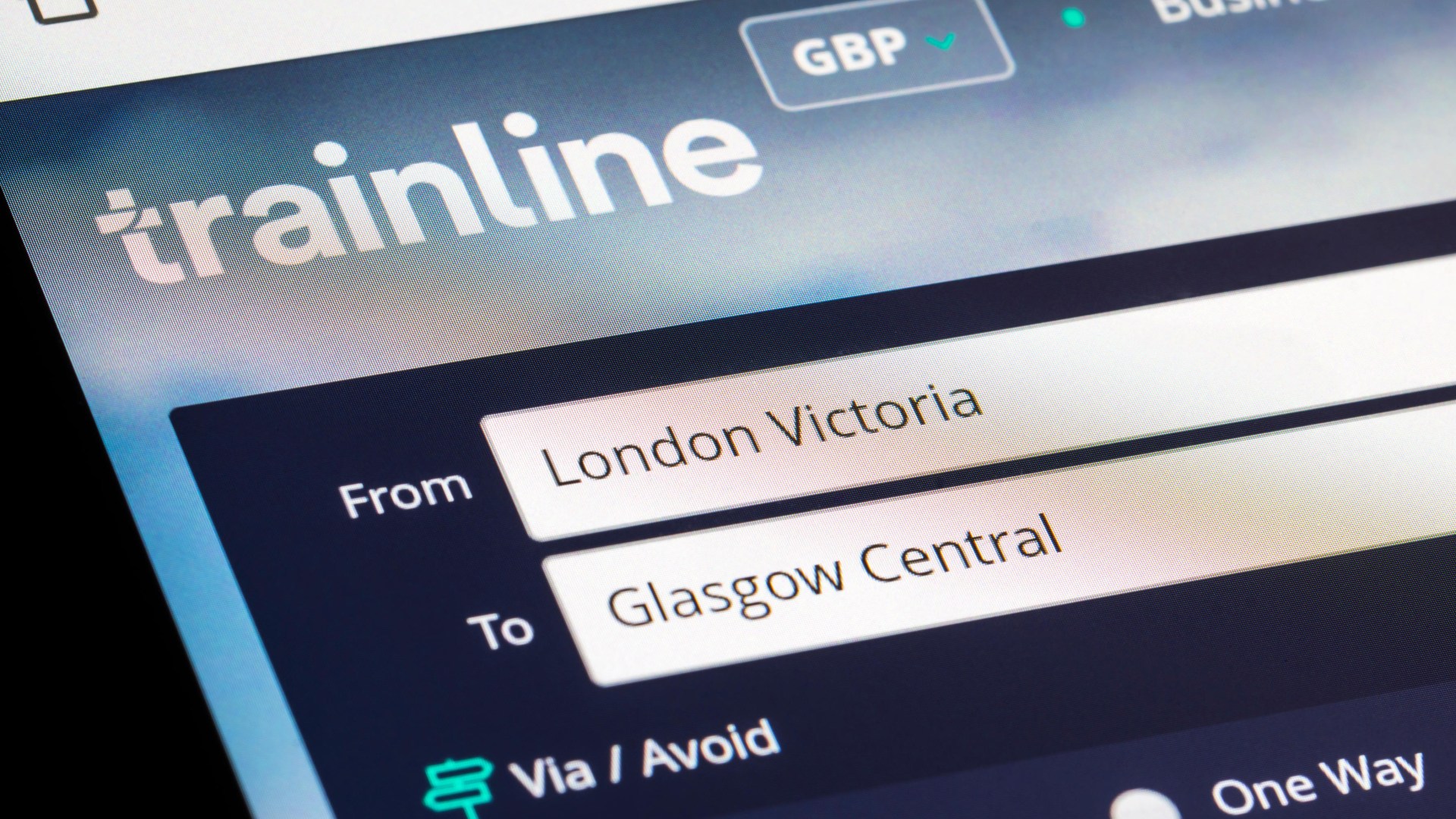 Trainline issues huge warning to passengers that must be followed or risk £100 fine