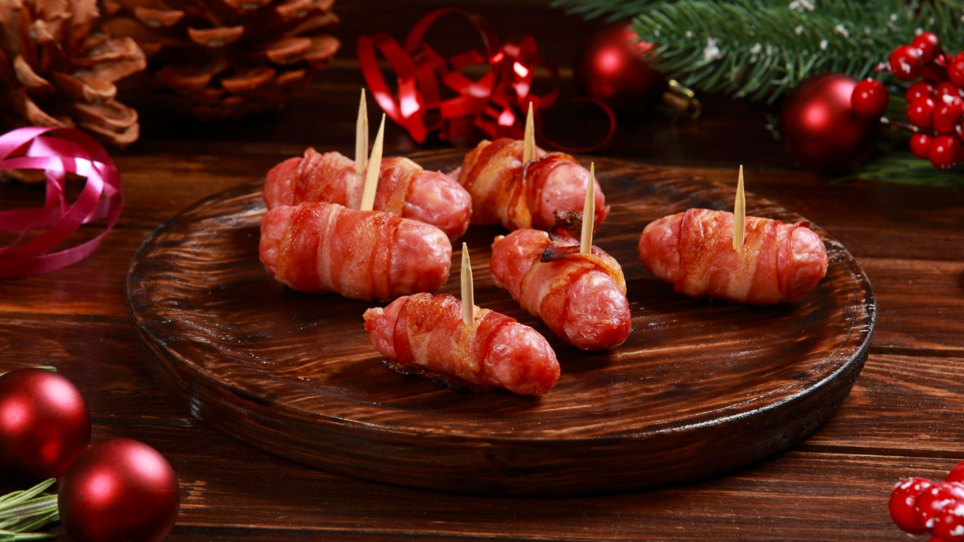 Budget supermarket launches XXL pigs in blankets for Christmas - and it's not Aldi or Lidl