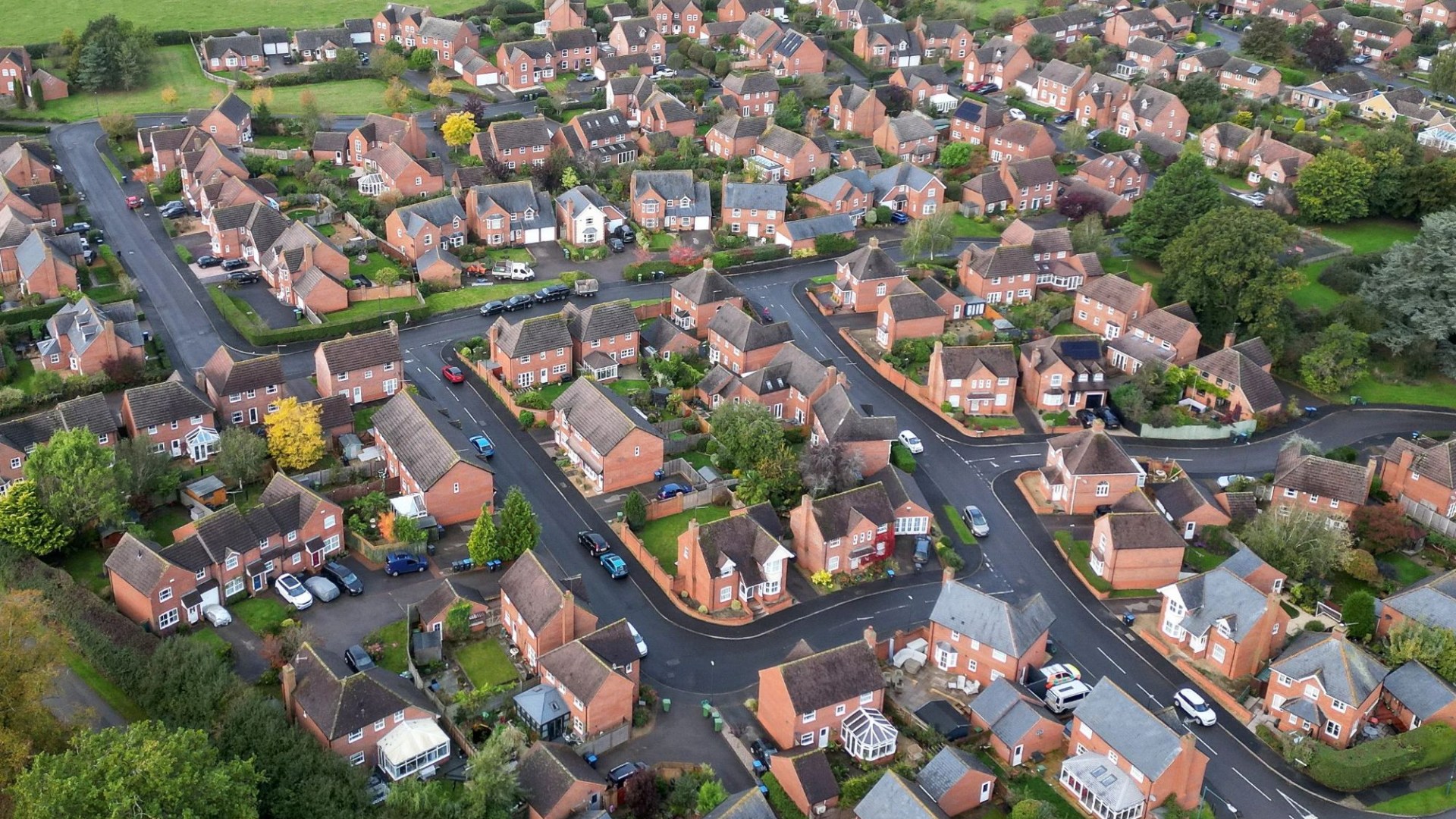 Over half of homeowners want to ‘improve not move’, finds poll - see top 10 reasons why