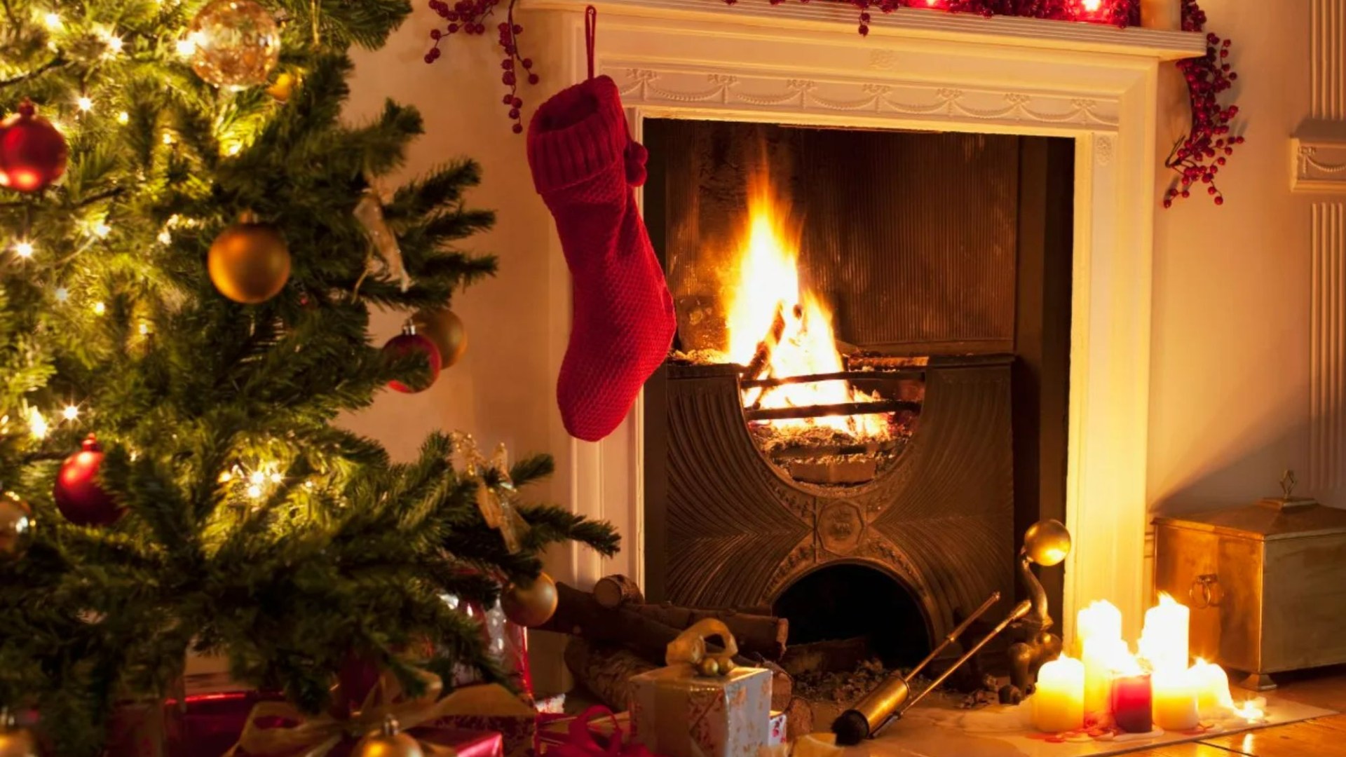 Shoppers rush to buy personalised Christmas stockings from department store scanning for 50p instead of £30