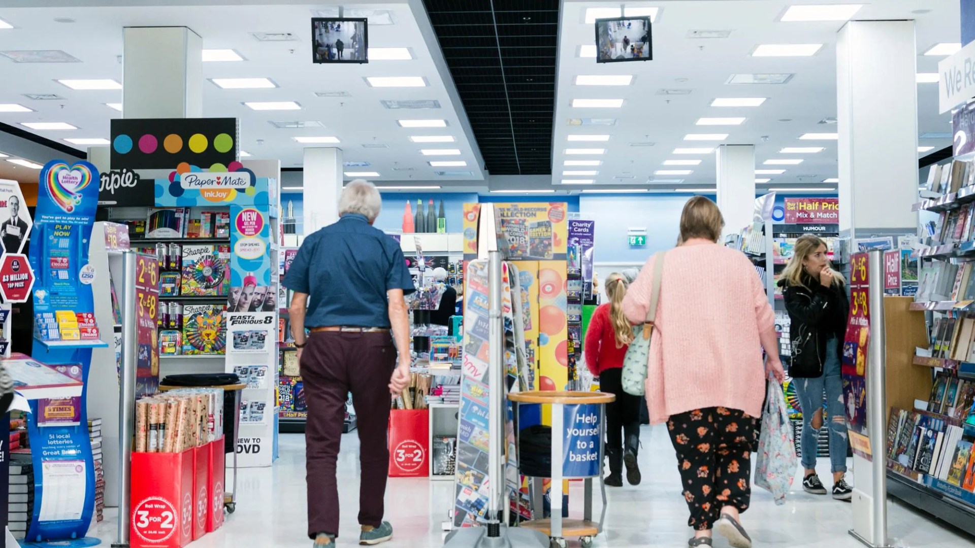 'Another bites the dust', iconic high street chain with 1,400 UK stores to close seaside town centre shop