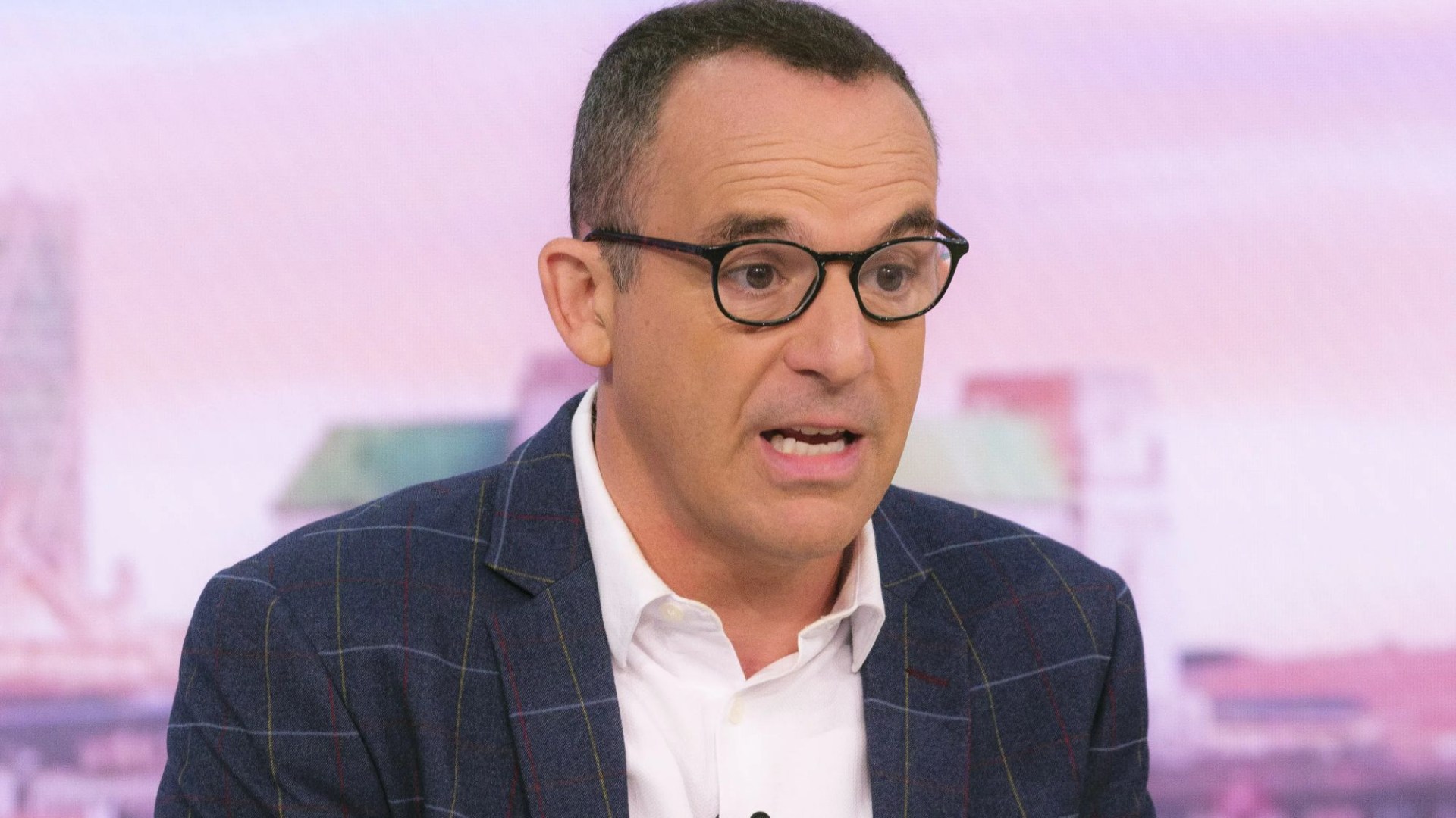 Martin Lewis issues warning to anyone aged under 22 - do you have £2,000 in a forgotten account?