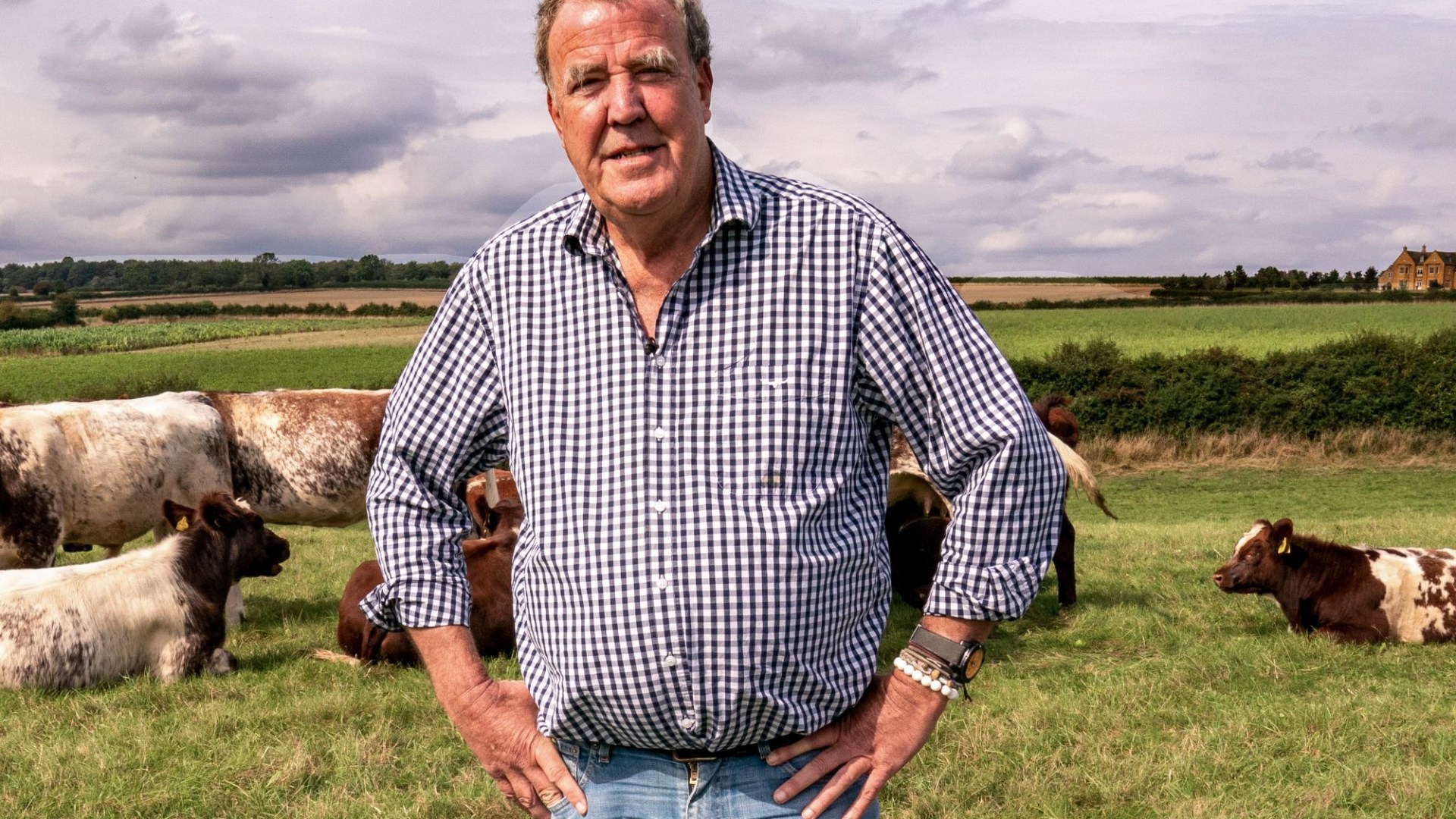 Jeremy Clarkson issues health update after emergency heart surgery and reveals tasks docs have 'banned' him from doing