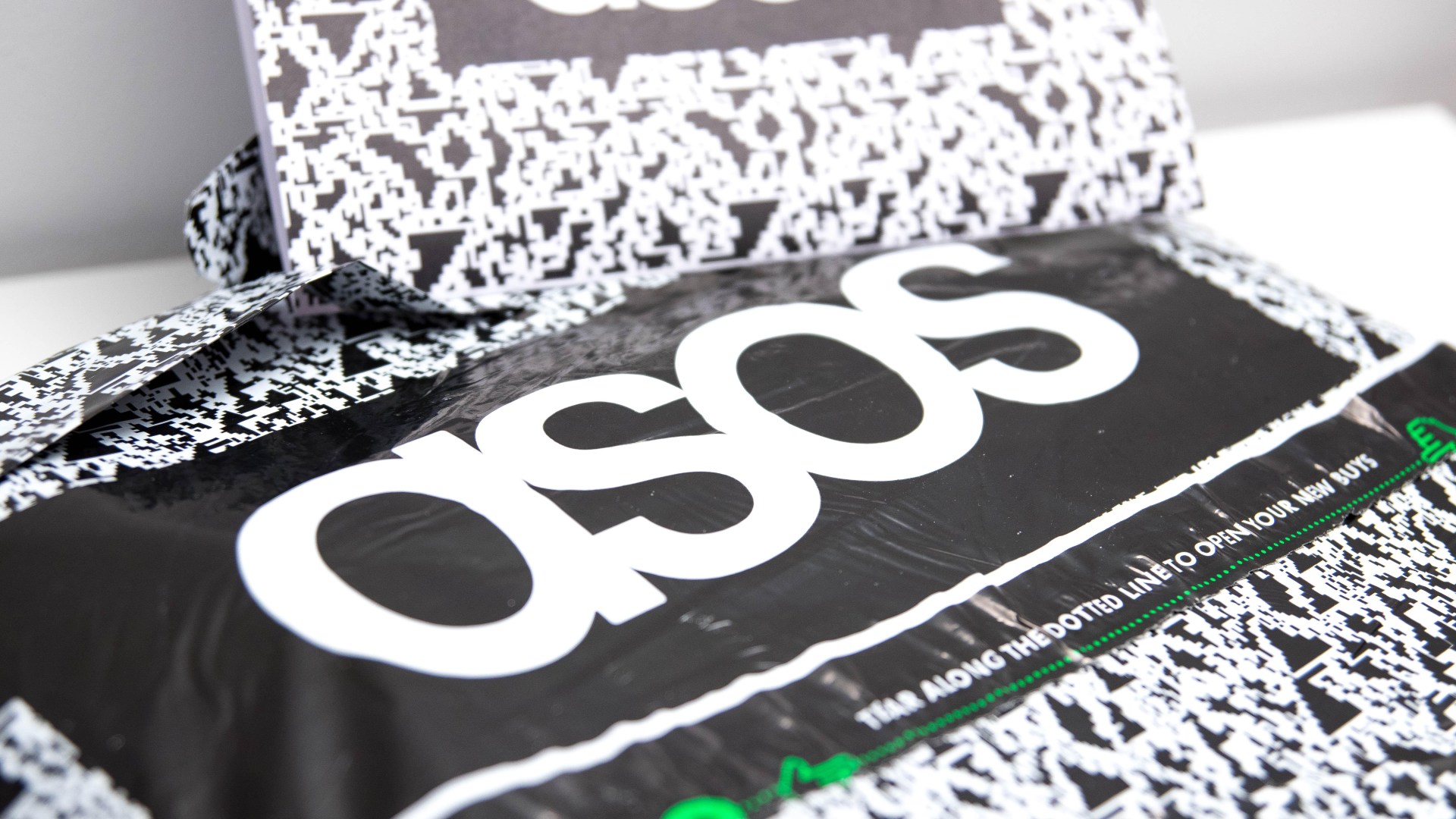 ASOS makes huge change to fees from today as shopper threaten to boycott