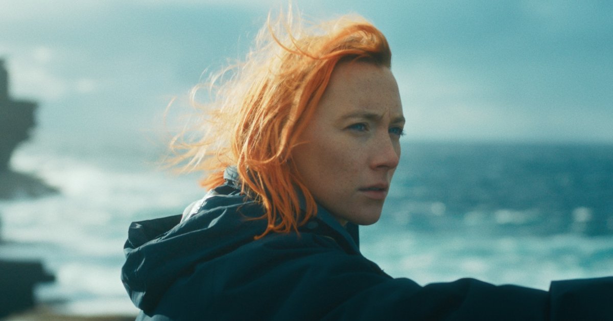 Saoirse Ronan Is Magnificent as a Recovering Alcoholic in 'The Outrun'