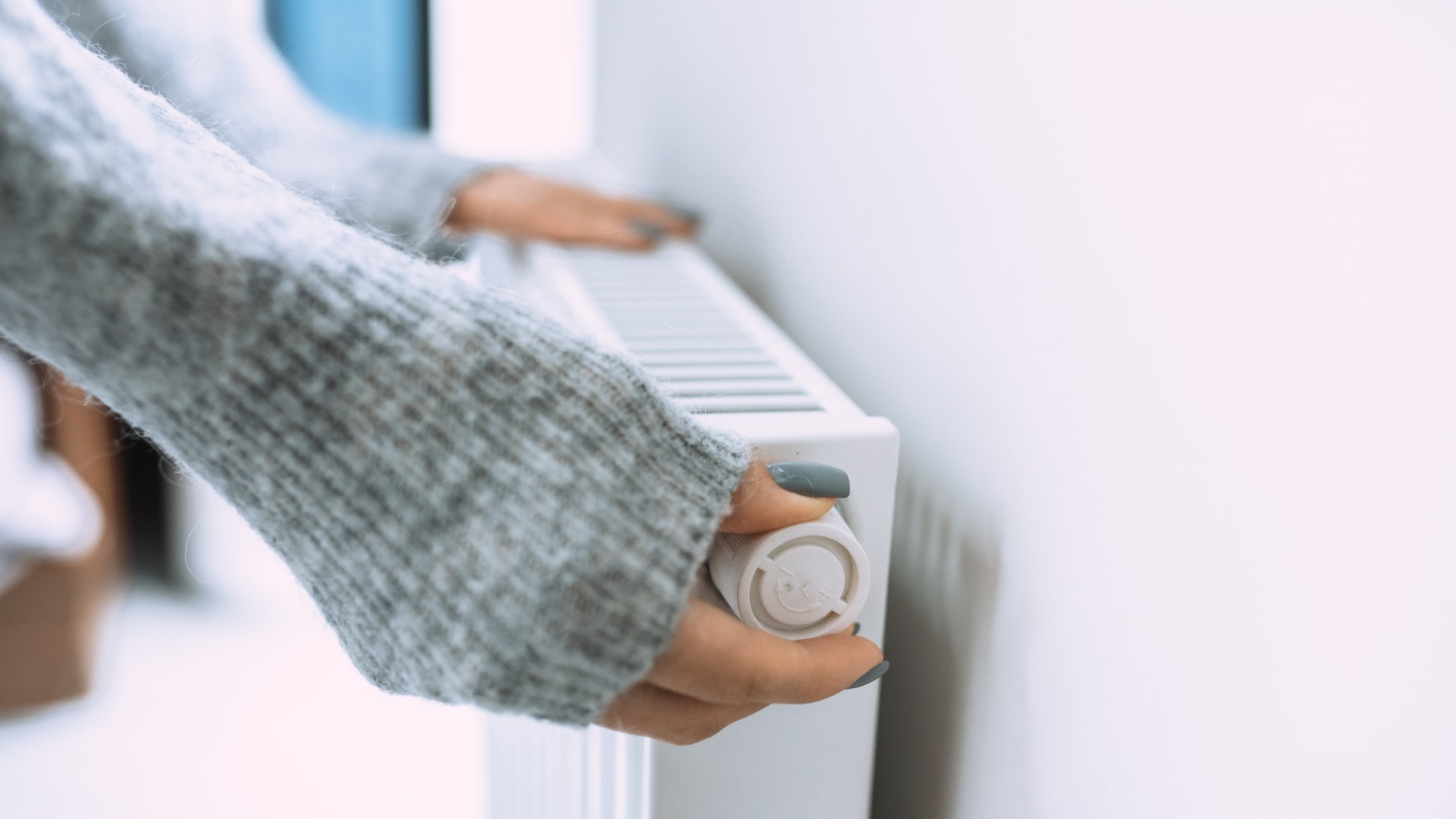 Exact date to turn on your heating named by thousands of households but waiting just seven days could save you £84