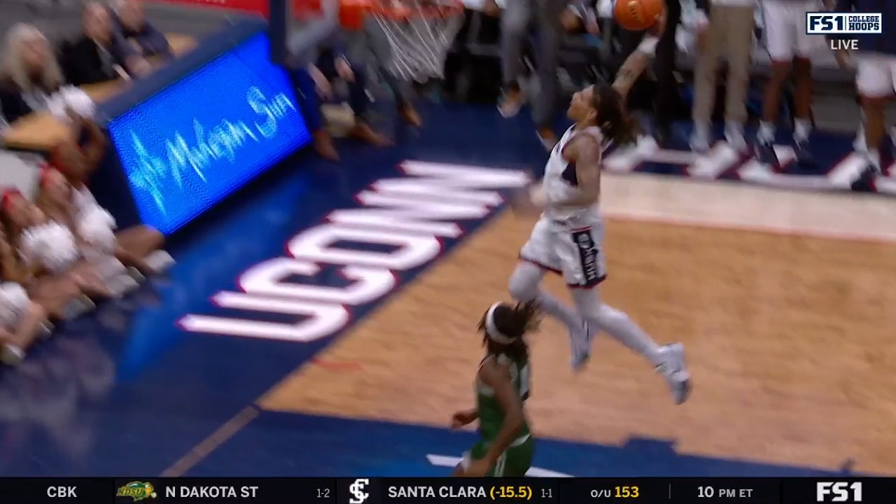 Solomon Ball intercepts pass and throws down a TOMAHAWK slam to extend UConn