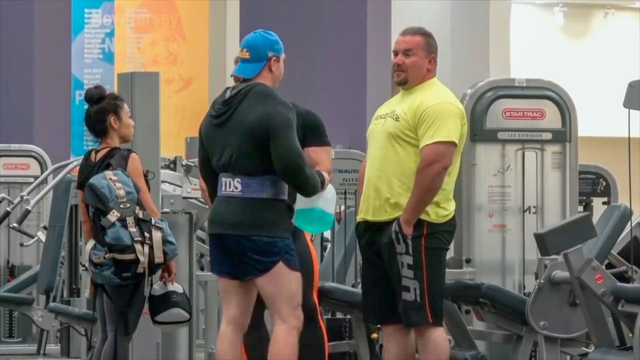 35 minutes of Pranking People at The GYM