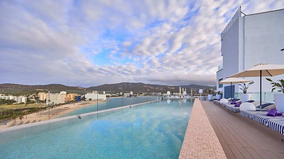 Modern style meets luxurious detail in Majorca at the Fergus Style Tobago Hotel