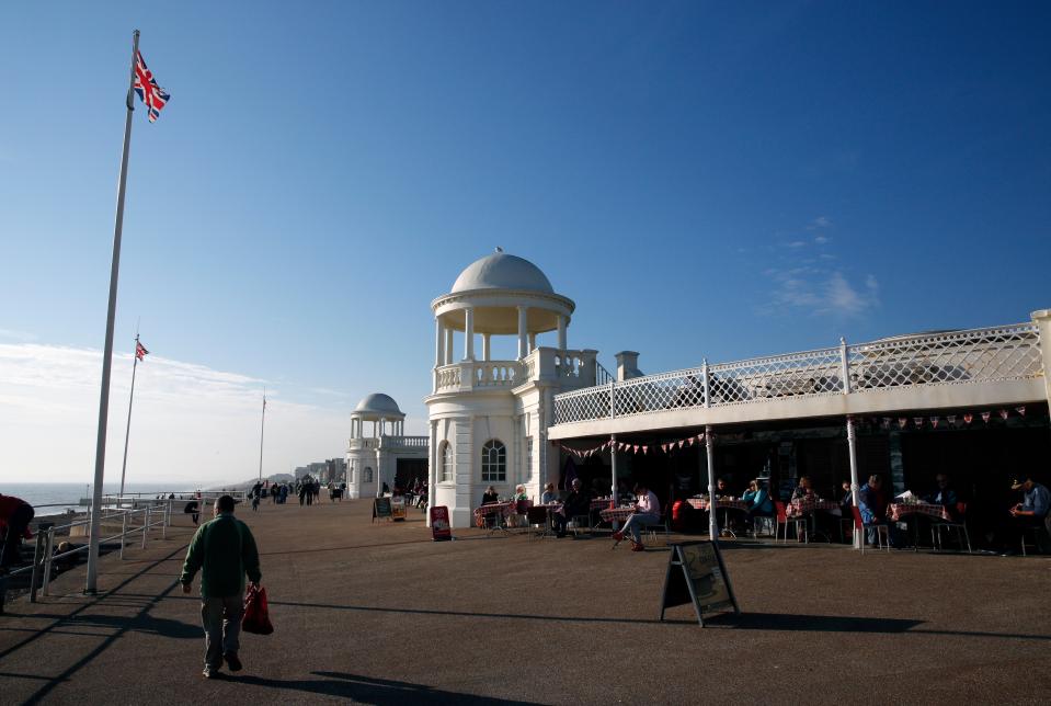 It has some amazing attractions including the Art Deco Art Deco De La Warr Pavilion, now an art gallery