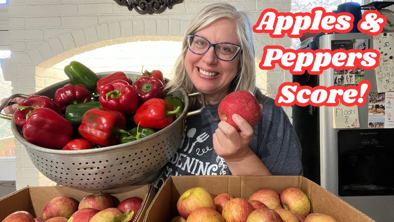 Bulk Buying & Preserving: Freezing Peppers & Making Apple Favorites