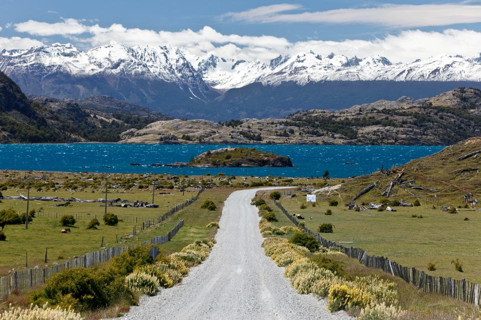 The route travels through Santa Lucia, Coyhaique and Tortel before finishing in Villa O'Higgins