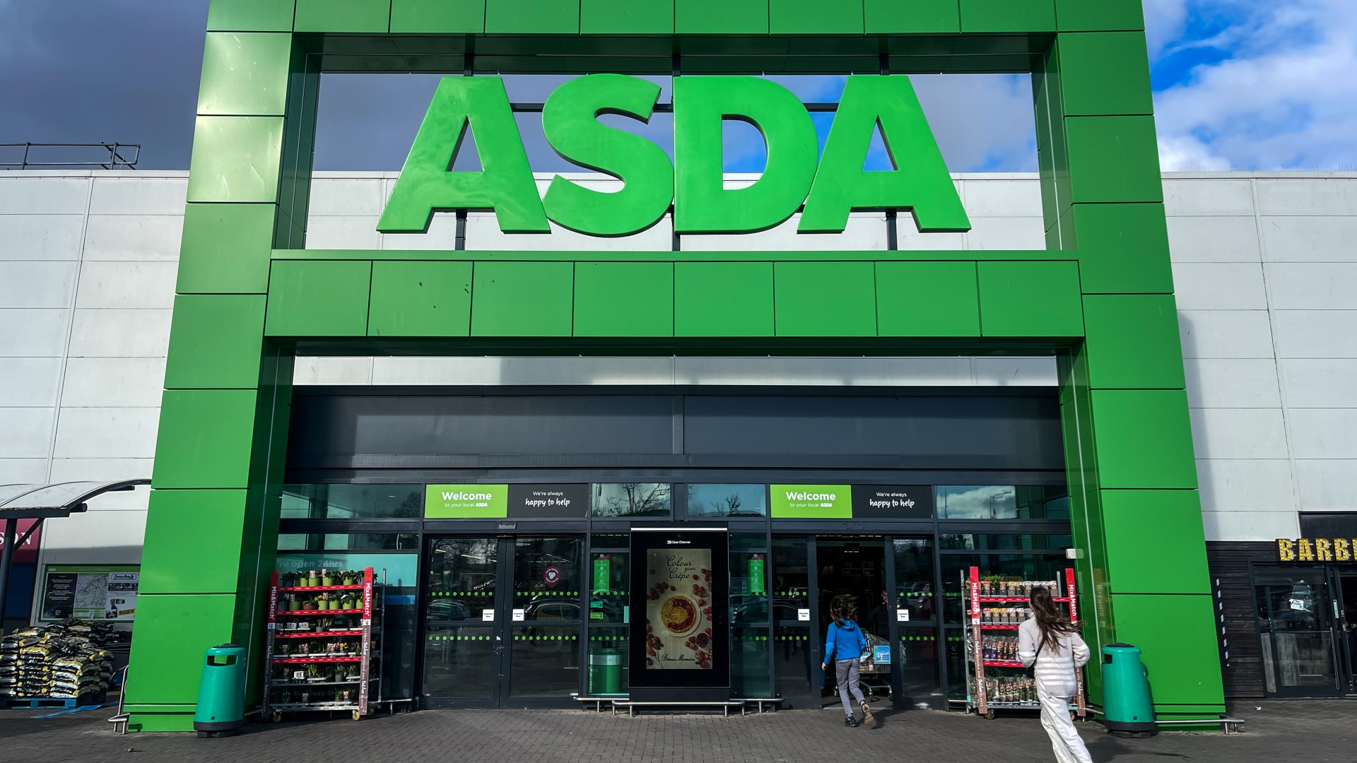 Asda shoppers rush to buy returning Christmas essential for kids that ‘will last for years’ – and it only costs £2