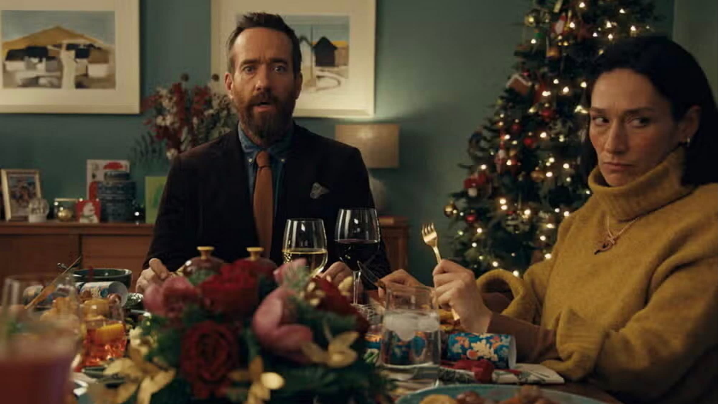 UK Christmas advertising attracts record spending but brands shun television