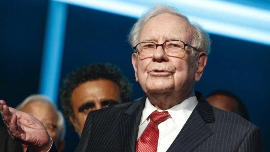 Warren Buffett Breaks 6-Year Streak Of Berkshire Hathaway Stock Buybacks, Say 'It's Too Expensive'