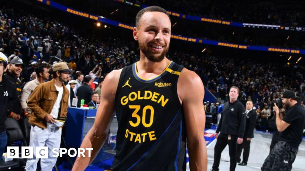 Steph Curry steals show on Klay Thompson's return to Golden State Warriors