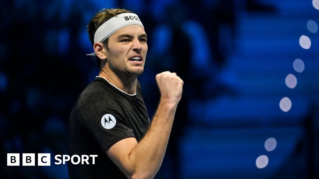 ATP Finals: Taylor Fritz beats Alex de Minaur to boost last-four hopes