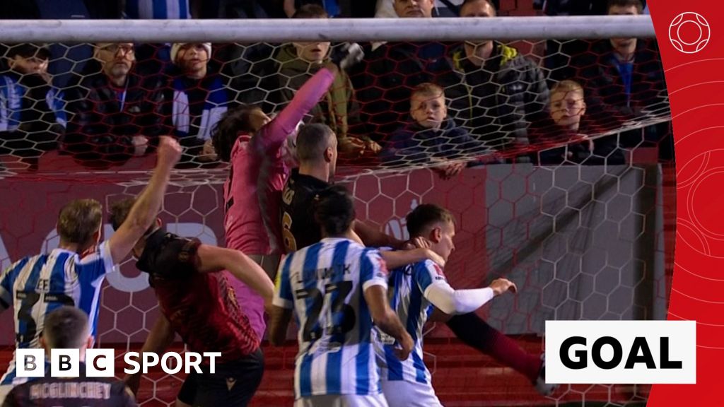 FA Cup first round: Tamworth score against Huddersfield from direct throw-in