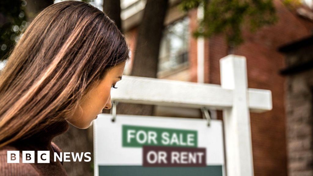 House prices hit record high, says Halifax