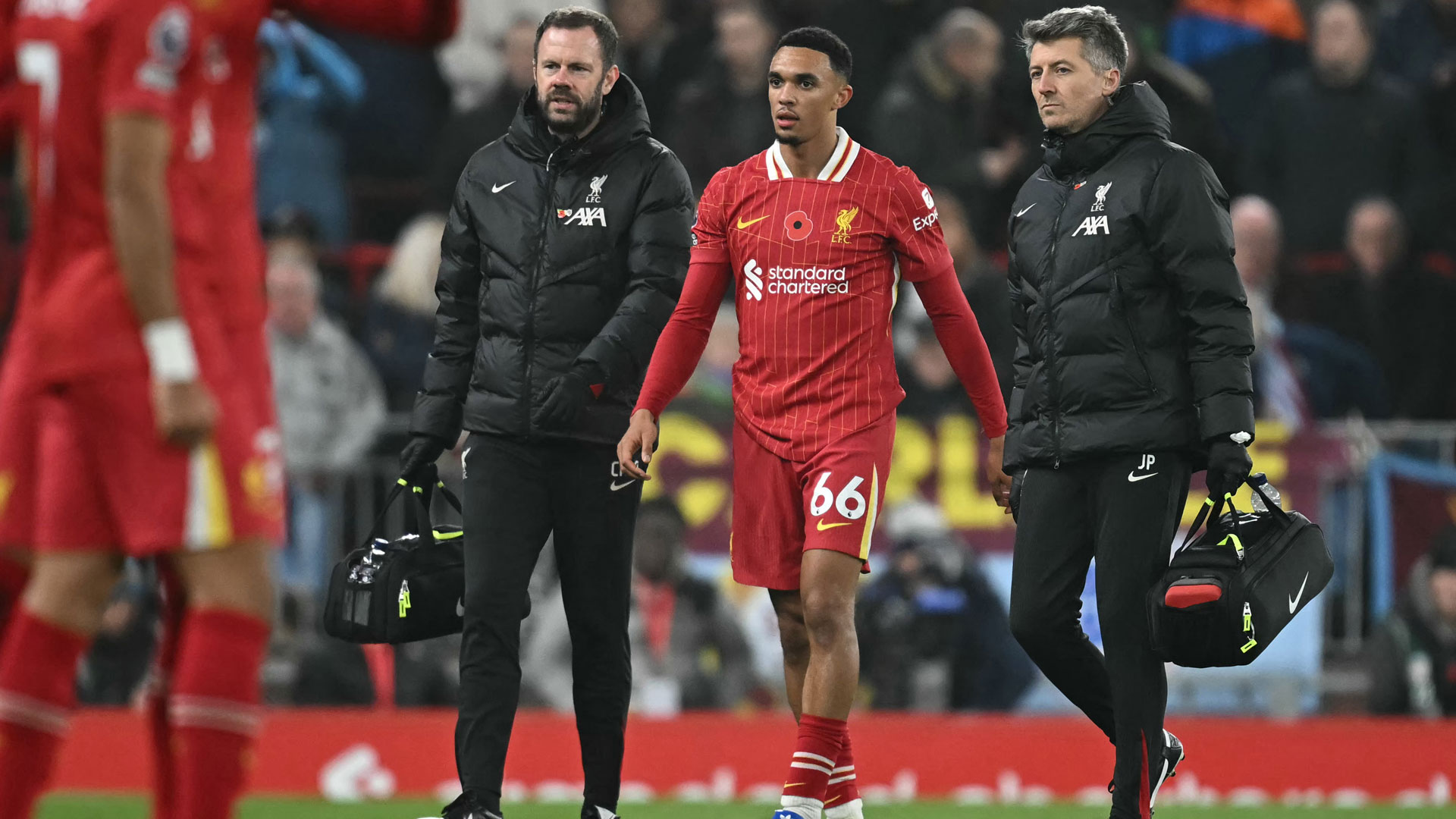 Liverpool injury blow as Trent Alexander-Arnold hobbles off in worrying scenes before England games