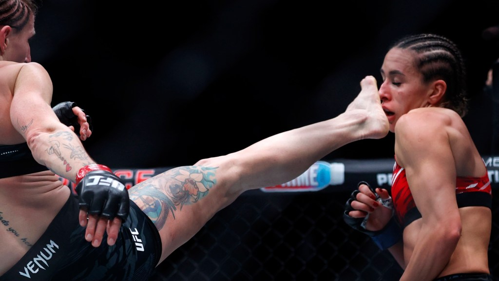 Jamey-Lyn Horth def. Ivana Petrovic at UFC Edmonton: Best photos