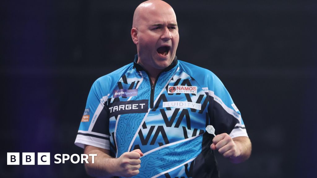 Grand Slam of Darts: Rob Cross into last 16 with 5-1 win over struggling Peter Wright