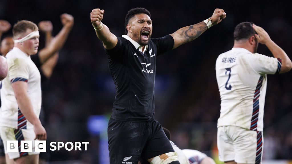 England 22-24 New Zealand: All Blacks edge out hosts thanks to Mark Tele'a try